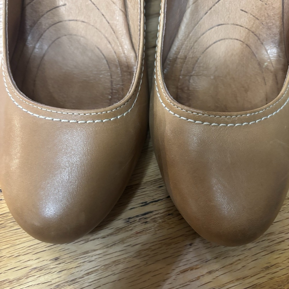 Clark's Women's Indigo Purity‎ Snow Wedge Leather Size 11 M Tan Brown EUC - Picture 4 of 10